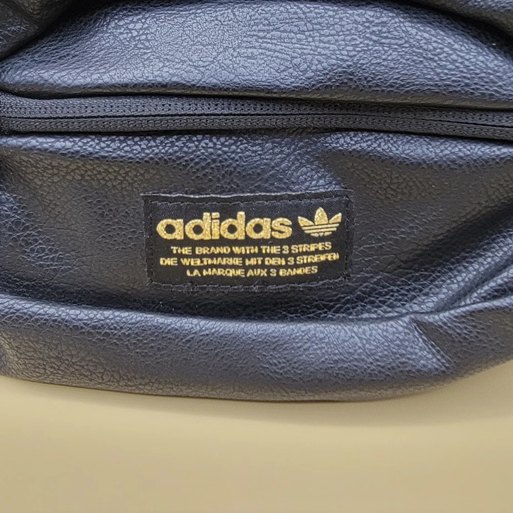 Adidas Faux Leather Waist Bag Fanny Bag Unisex Adults Black Gold Zippers New